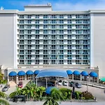 Miami Direct Access To The Beach